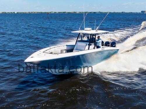 Fountain 38 Center Console recensioner och tekniska specifikationer